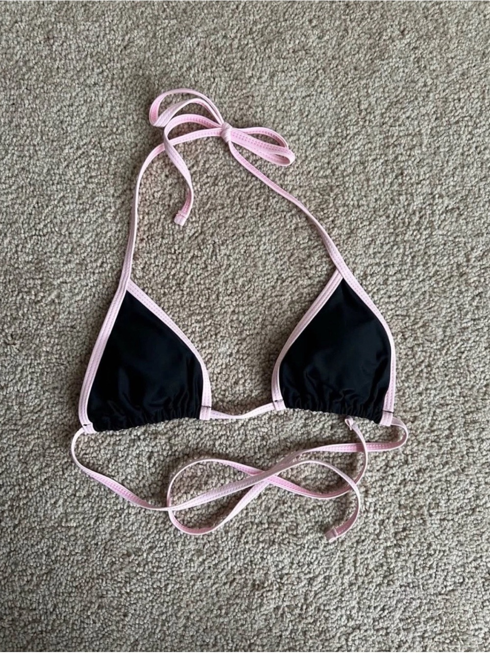 NWOT SHEIN Black & Pink Triangle Bikini Top - Womens S Swim